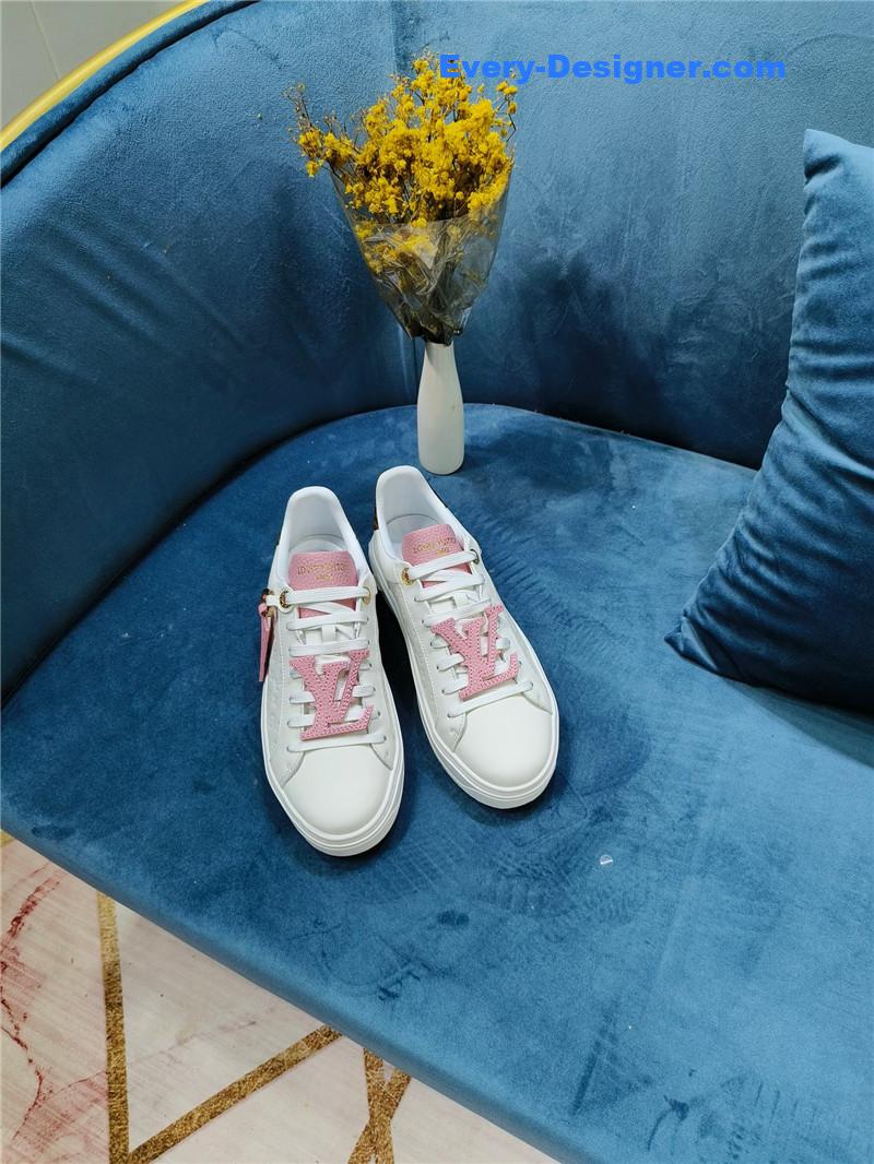 l0vis Vvtt0n lv heart embellished sneakers