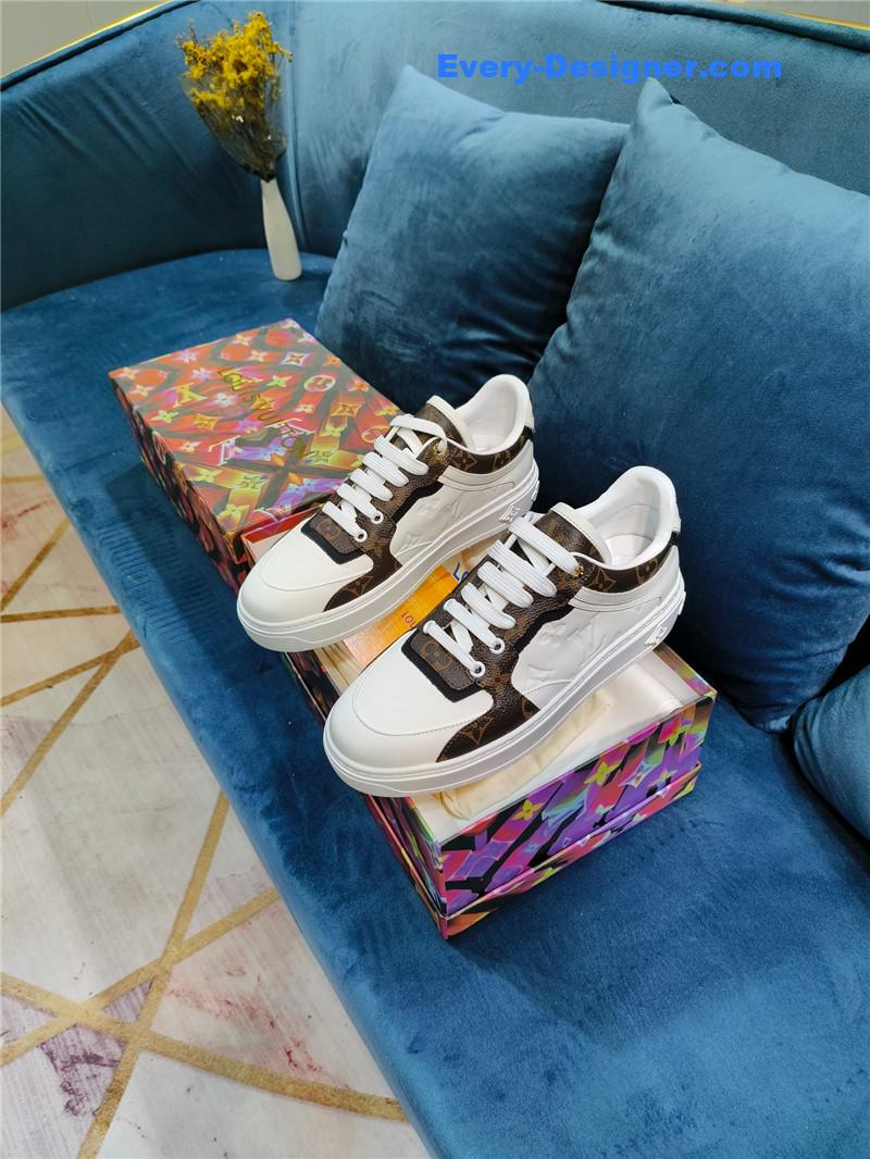 l0vis Vvtt0n lv heart embellished sneakers