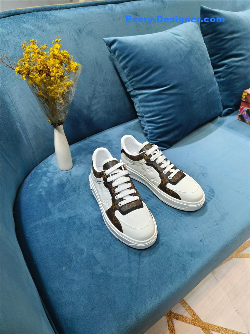 l0vis Vvtt0n lv heart embellished sneakers