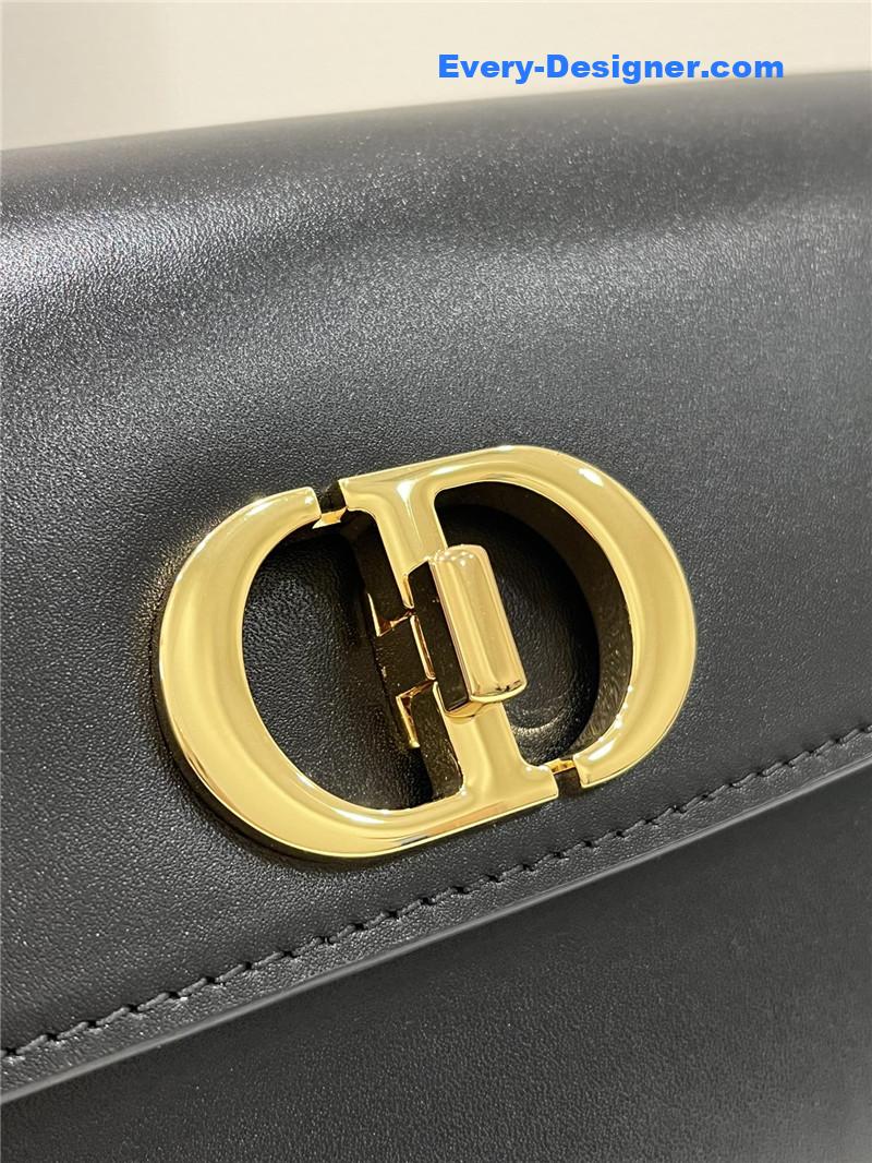 D10r 30 montaigne avenue bag