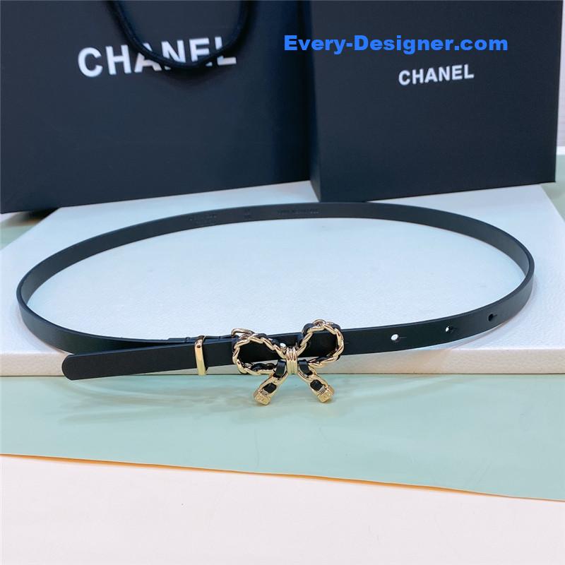 Ch**el bow brass gold-tone metal calfskin belt