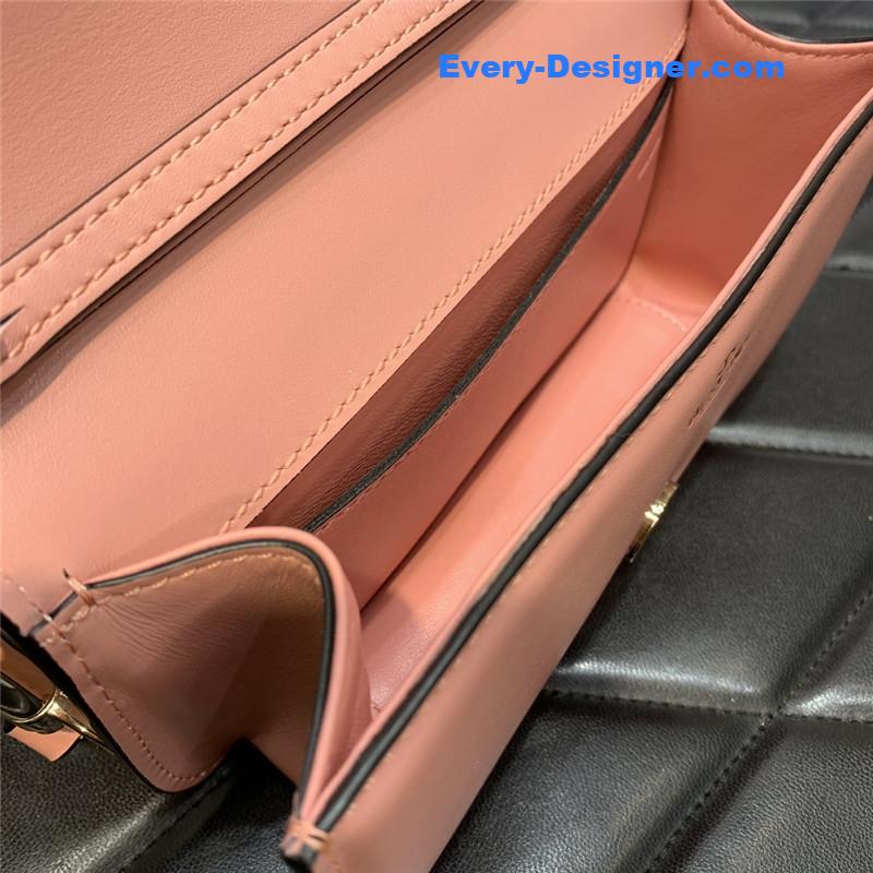 Va1e*ntin0 garavani mini loco bag