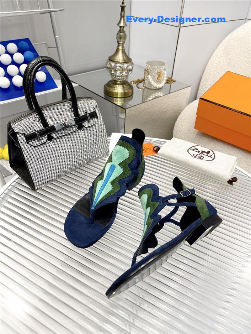 H**me5 color block sandals