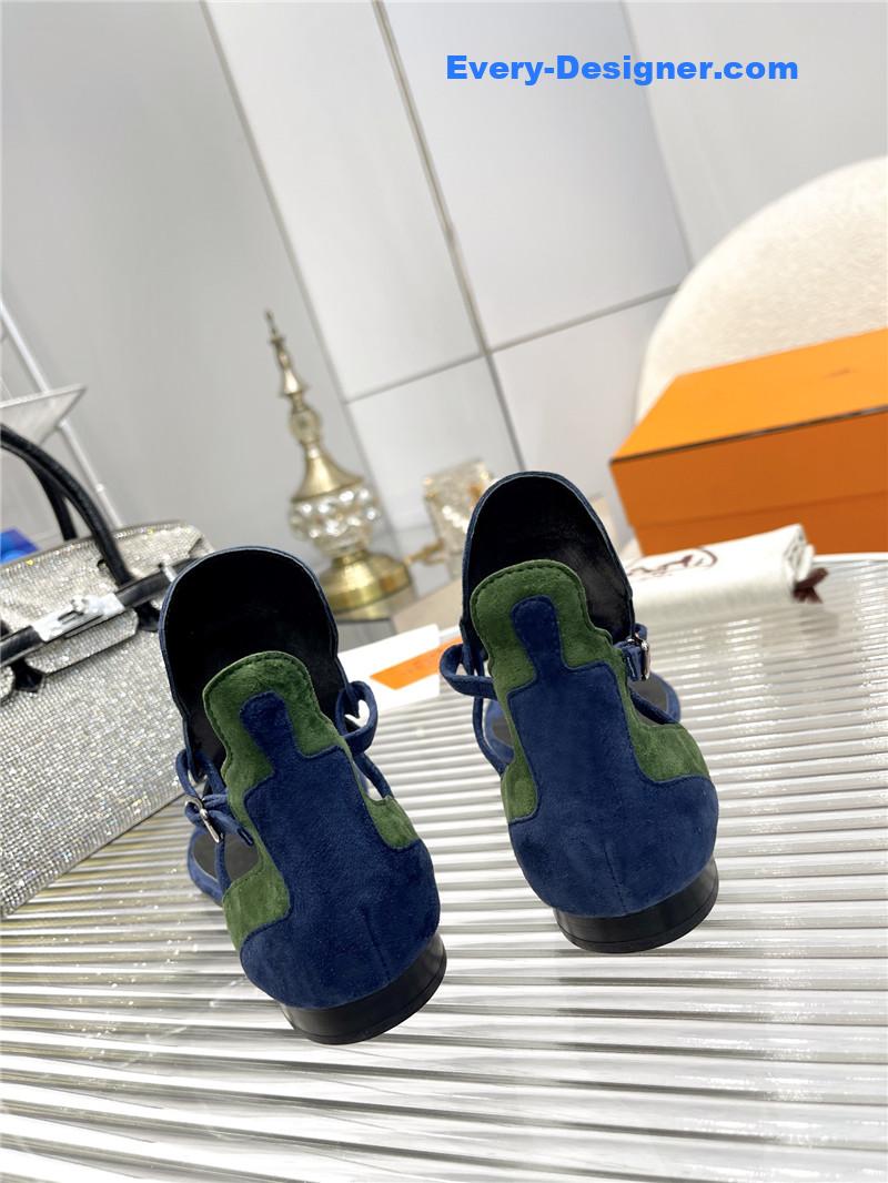 H**me5 color block sandals