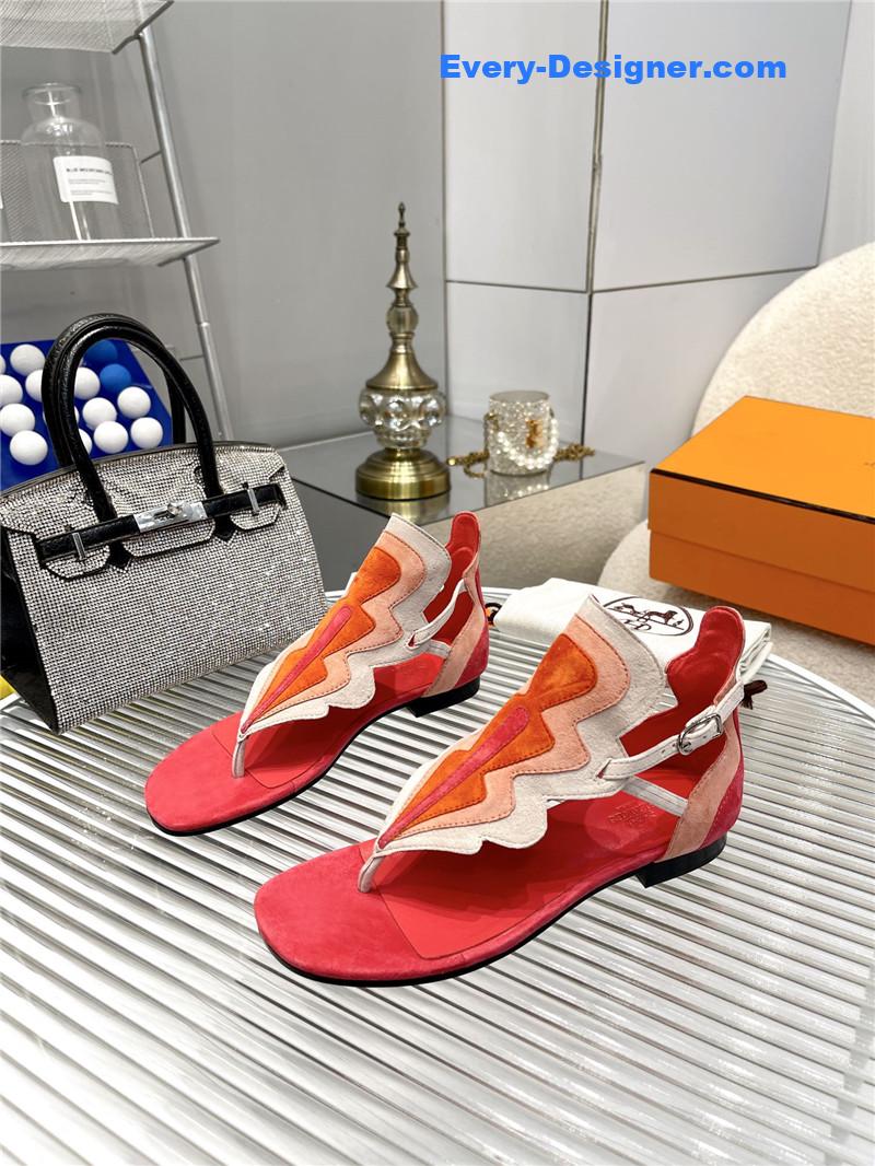 H**me5 color block sandals