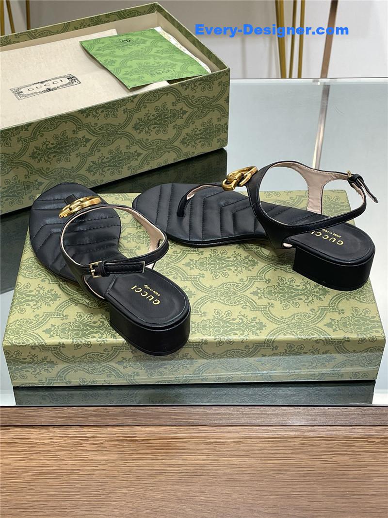 Gvc*1 classic gg buckle sandals