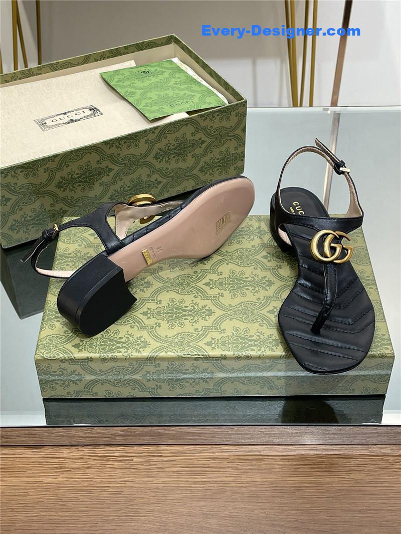 Gvc*1 classic gg buckle sandals