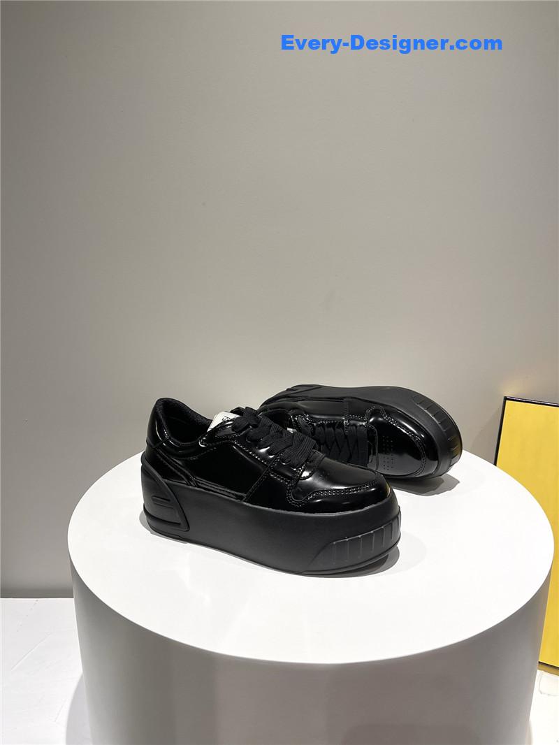 f**di platform shoes in S*per soft patent leather