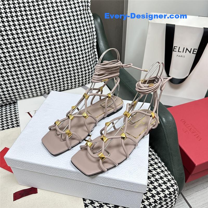 Va1e*ntin0 roman flat sandals