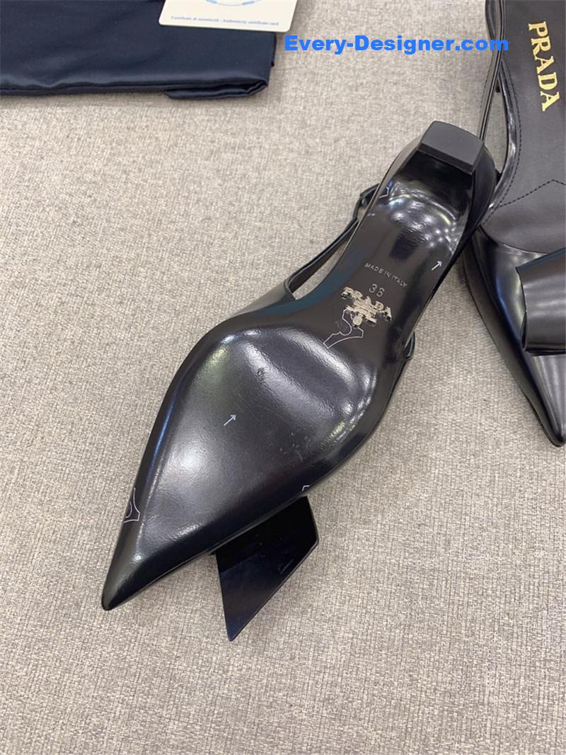 Pra*a catwalk new cat heel origami back empty shoes