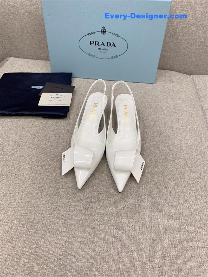 Pra*a catwalk new cat heel origami back empty shoes