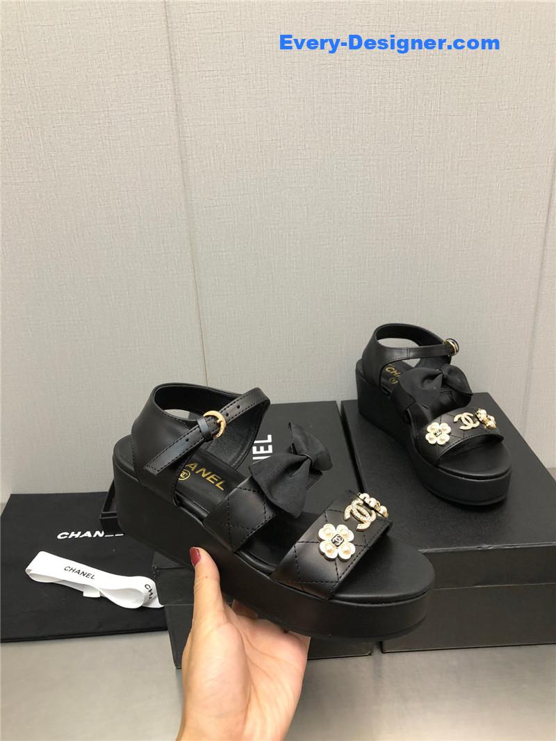 CC top sandals