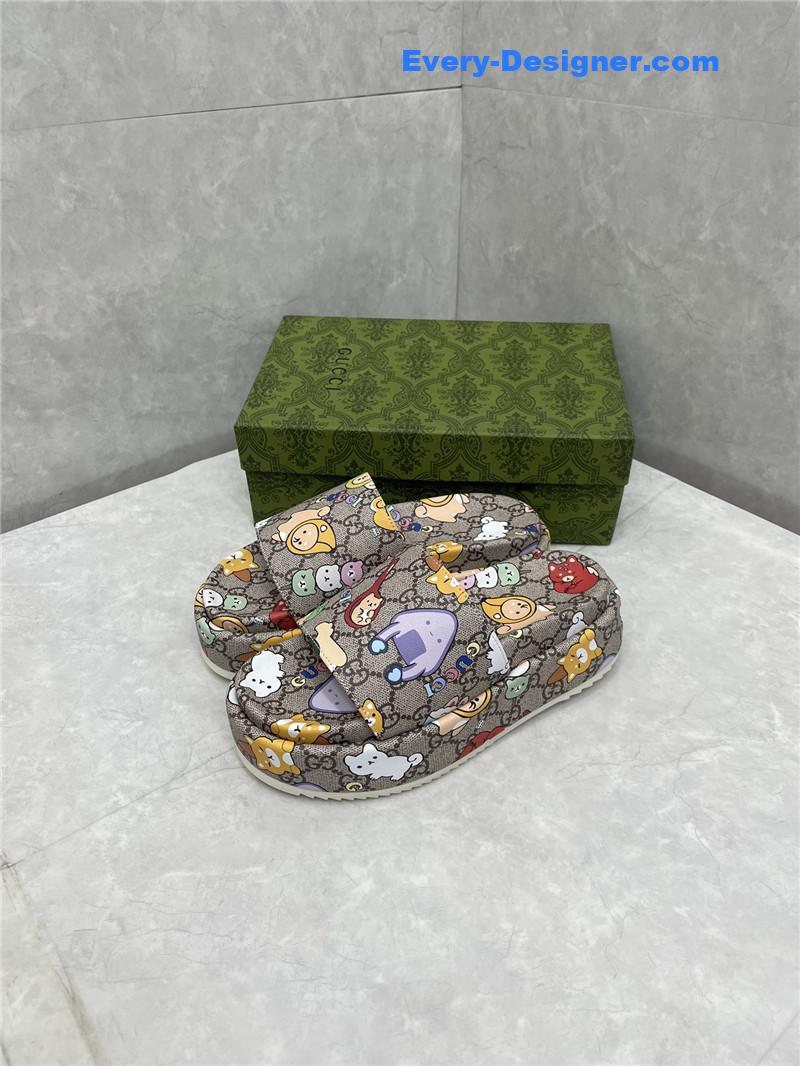 Gvc*1 new animal graffiti platform slippers