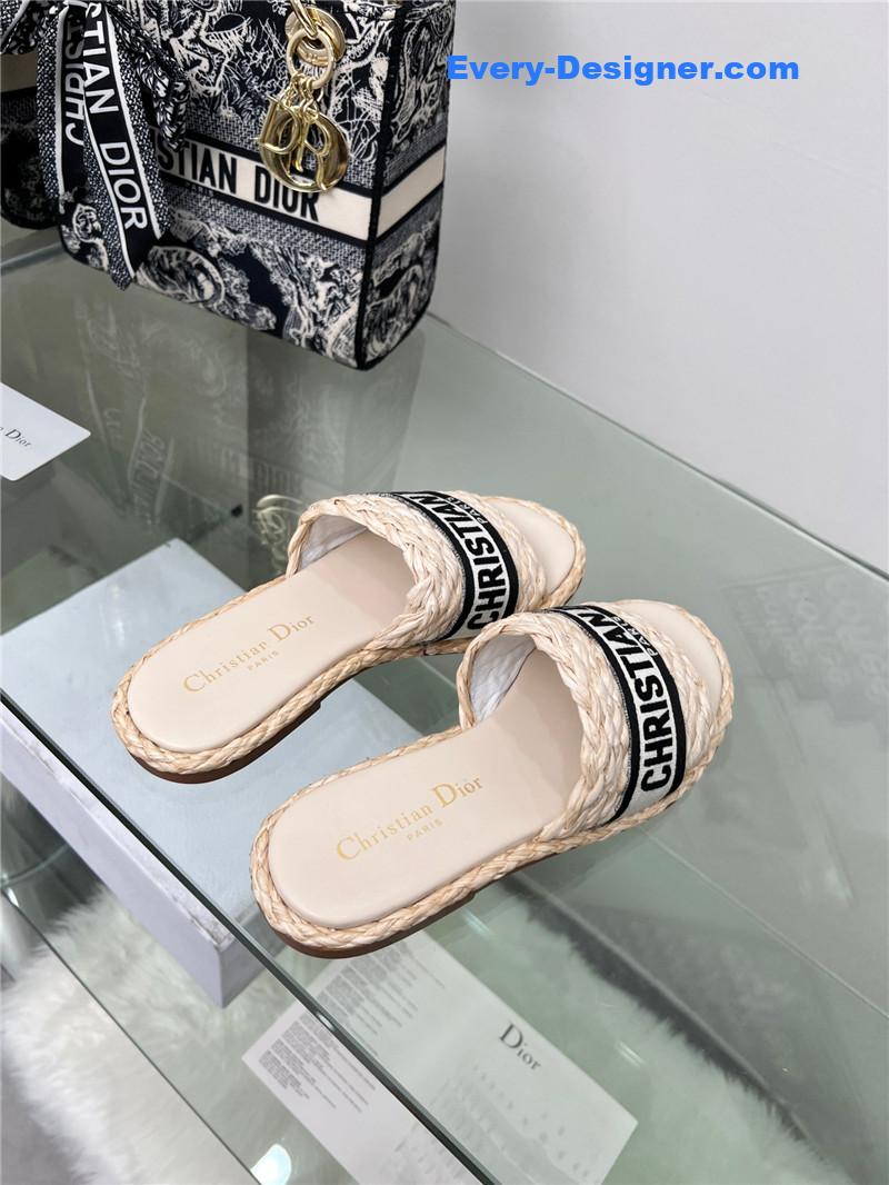 D10r catwalk new slippers