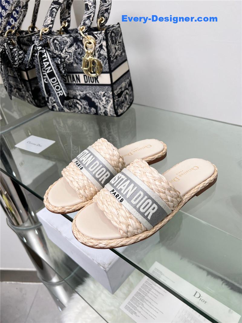 D10r catwalk new slippers