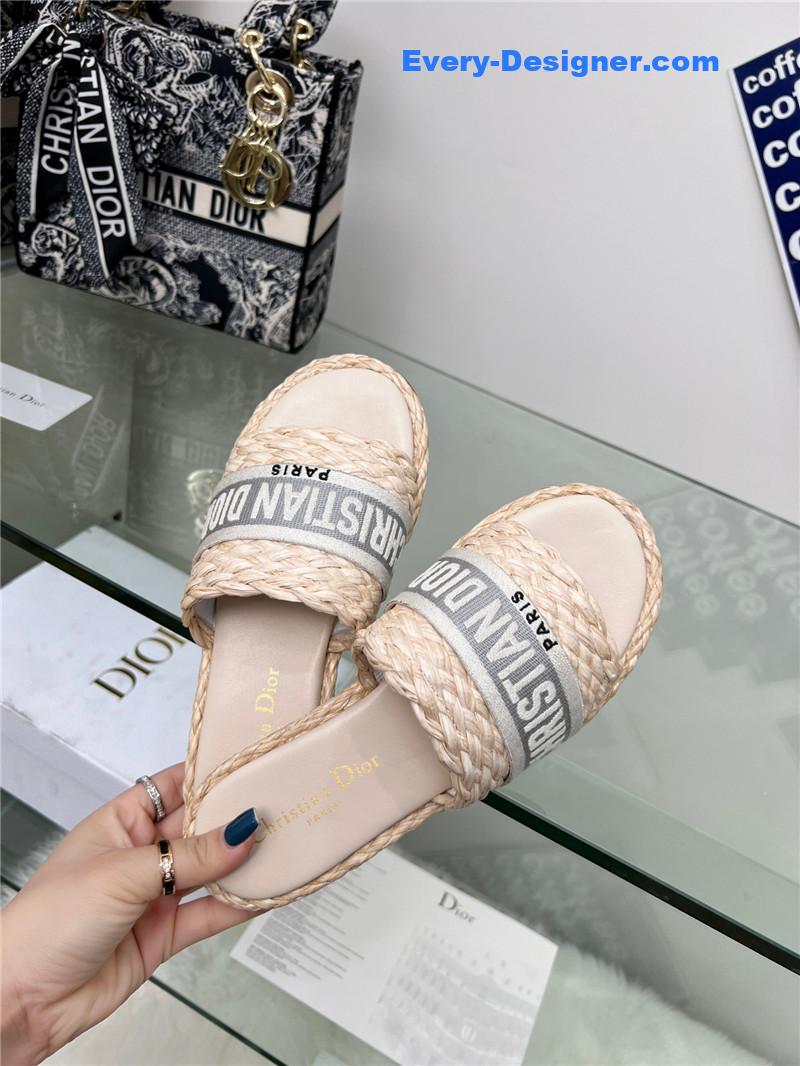 D10r catwalk new slippers