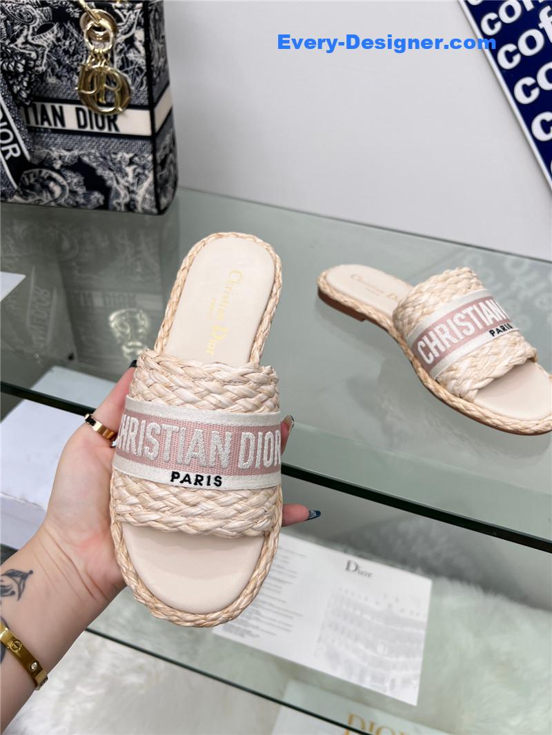 D10r catwalk new slippers