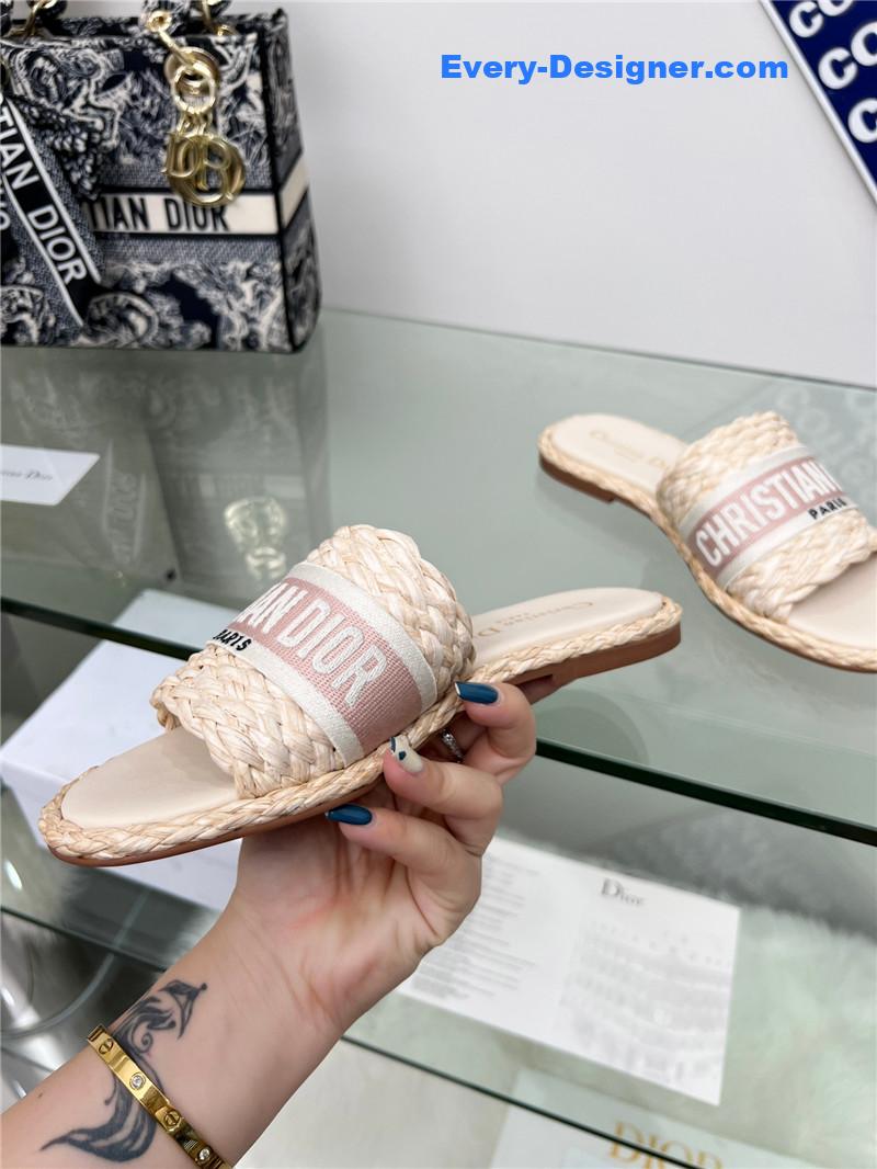 D10r catwalk new slippers