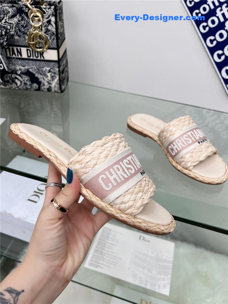 D10r catwalk new slippers