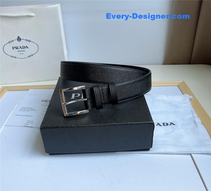 Pra*a enamelled metal triangle logo belt