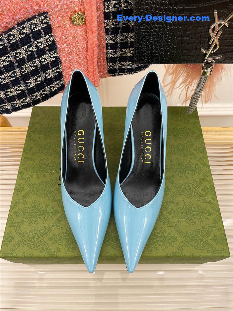 Gvc*1 metal heel pointed high heels