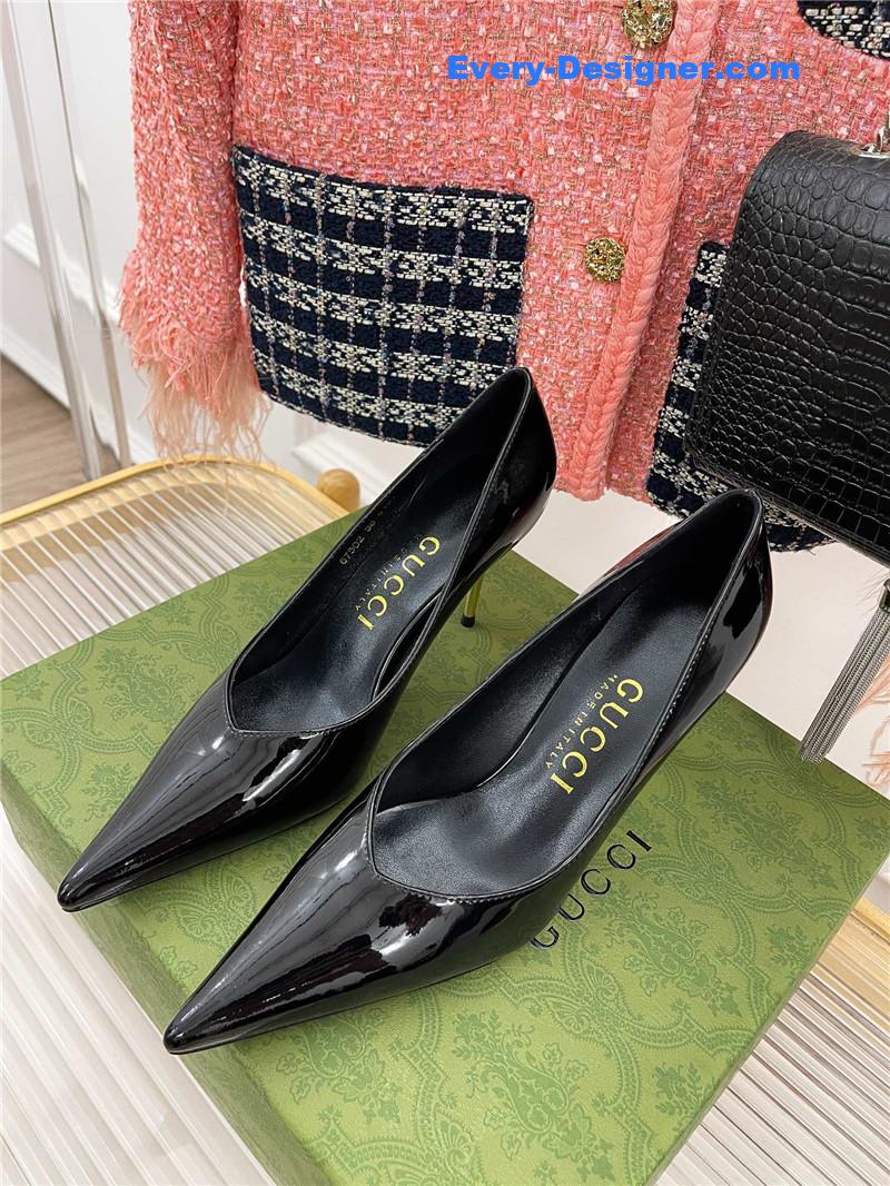 Gvc*1 metal heel pointed high heels