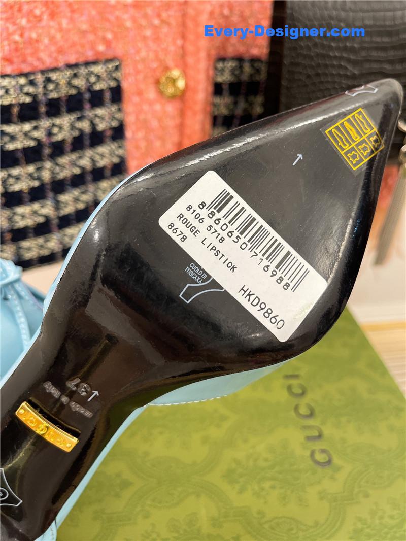 Gvc*1 metal heel pointed sandals