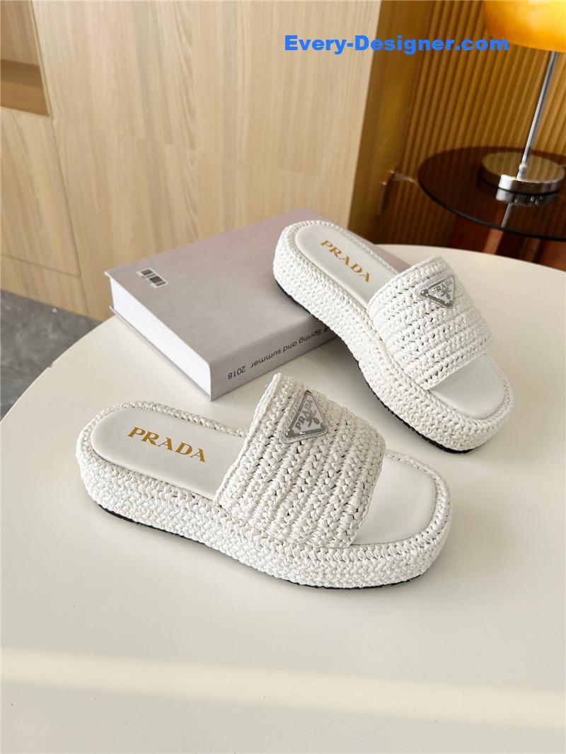 Pra*a hand-woven slippers