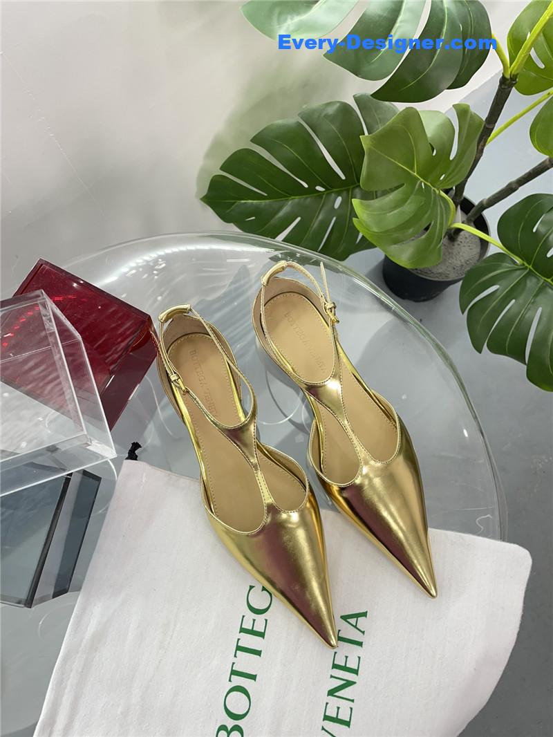 b0tt*ga Ven*ta new pointed shoes