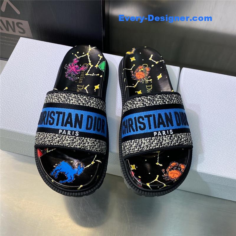 D10r platform jelly color women’s sandals