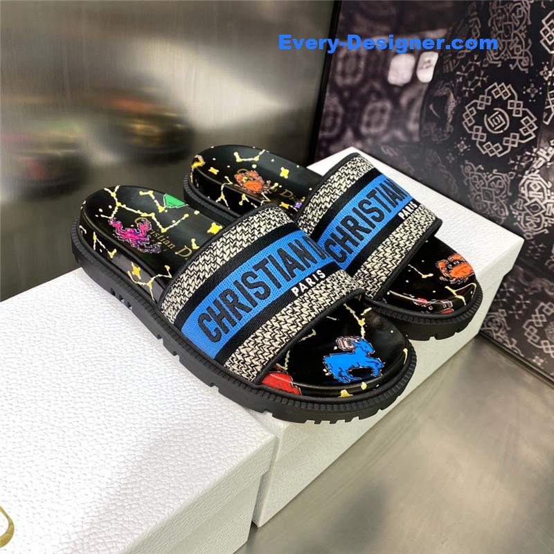 D10r platform jelly color women’s sandals