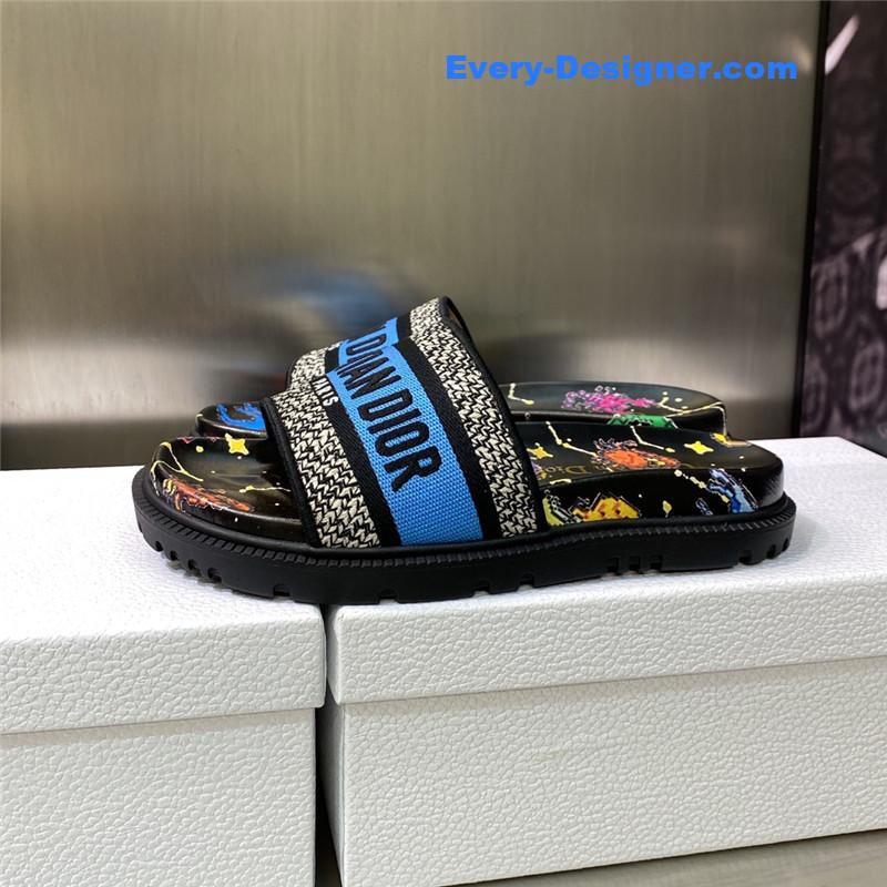 D10r platform jelly color women’s sandals