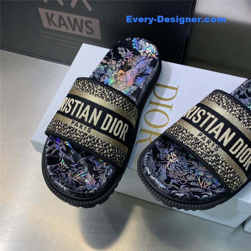 D10r platform jelly color women’s sandals