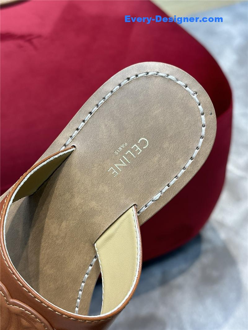 Ce1i*e arc de triomphe flip flops in leather