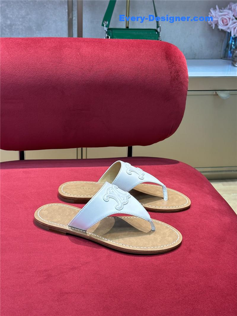 Ce1i*e arc de triomphe flip flops in leather