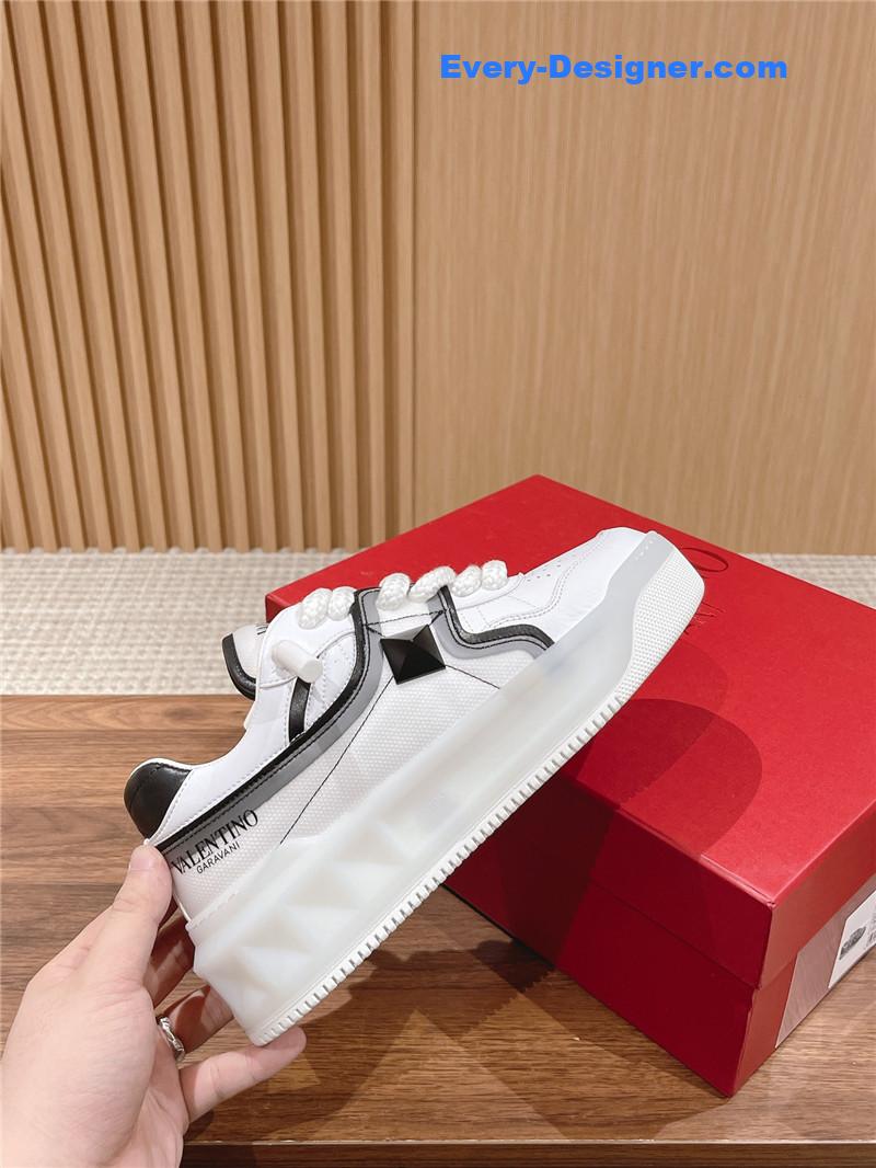 Va1e*ntin0 studded one stud low top sneakers