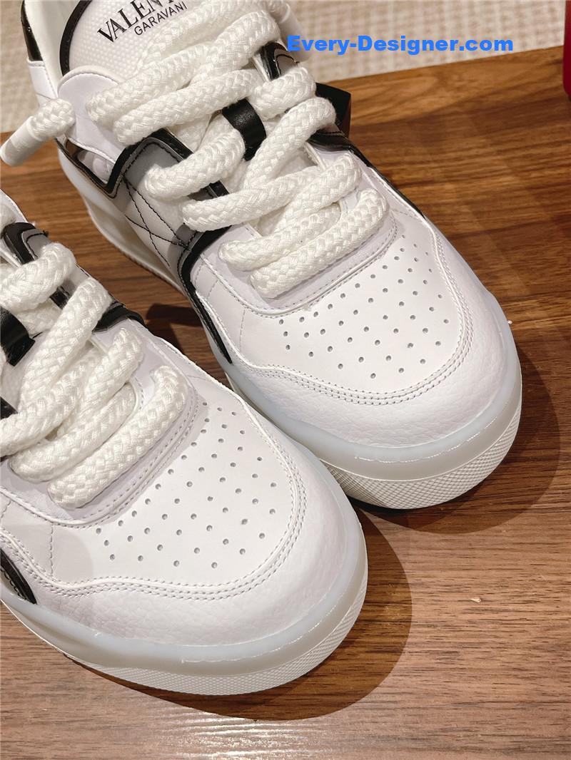 Va1e*ntin0 studded one stud low top sneakers