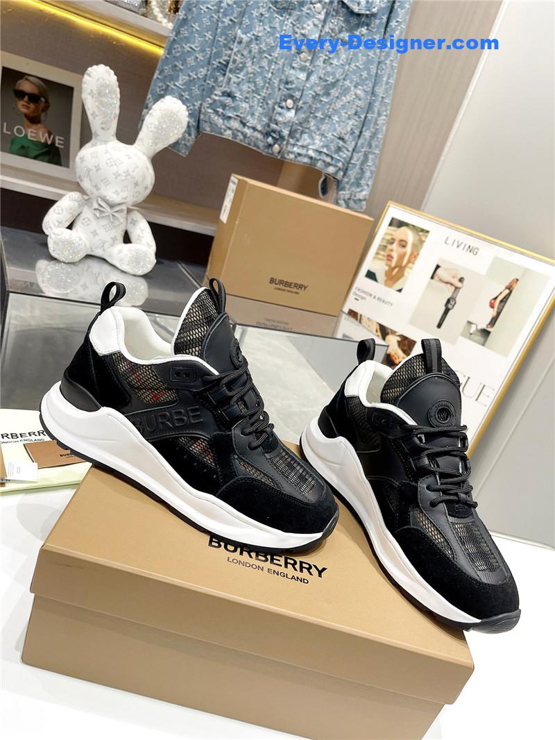 Bv*b*rry platform style sneakers