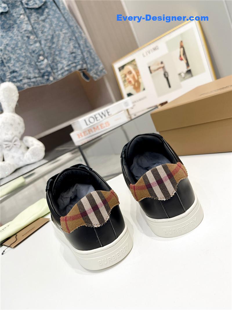 Bv*b*rry low top sneakers