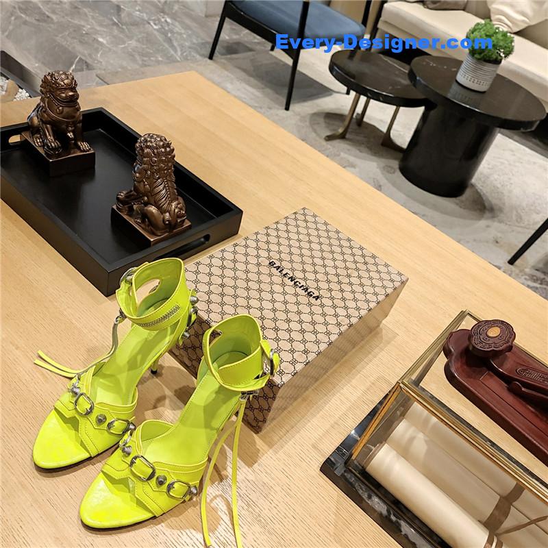 Ba1en*iaga studded fishmouth sandals