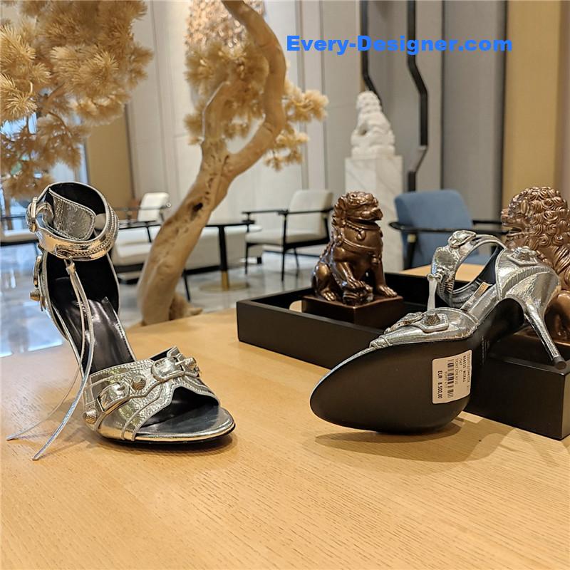 Ba1en*iaga studded fishmouth sandals