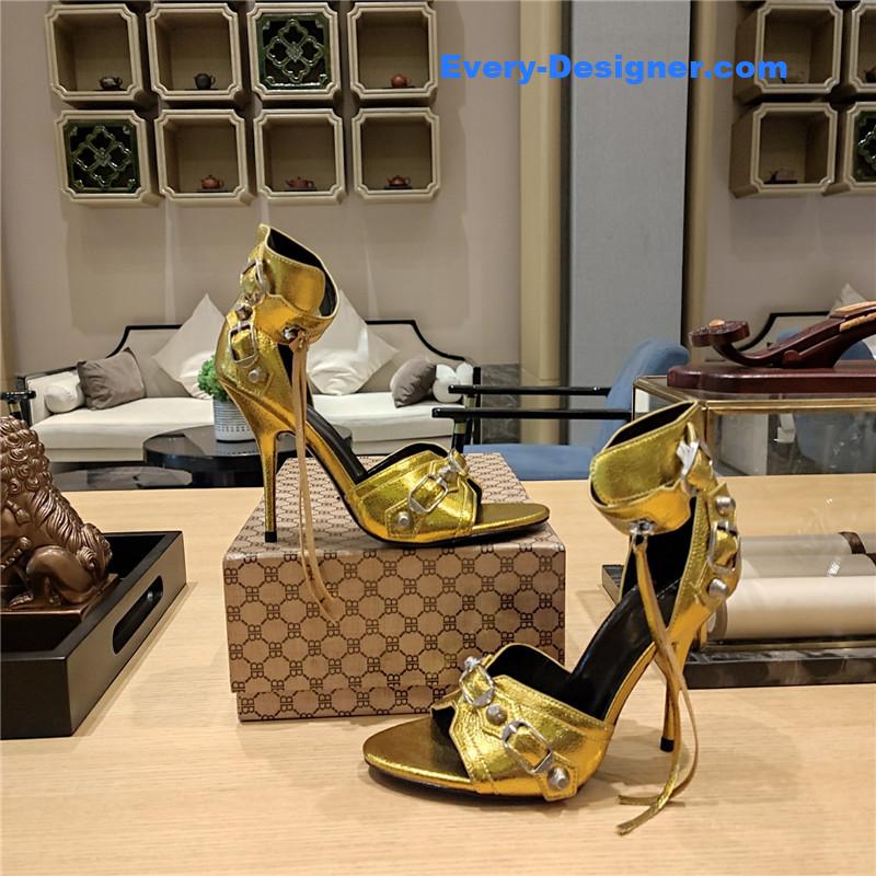 Ba1en*iaga studded fishmouth sandals