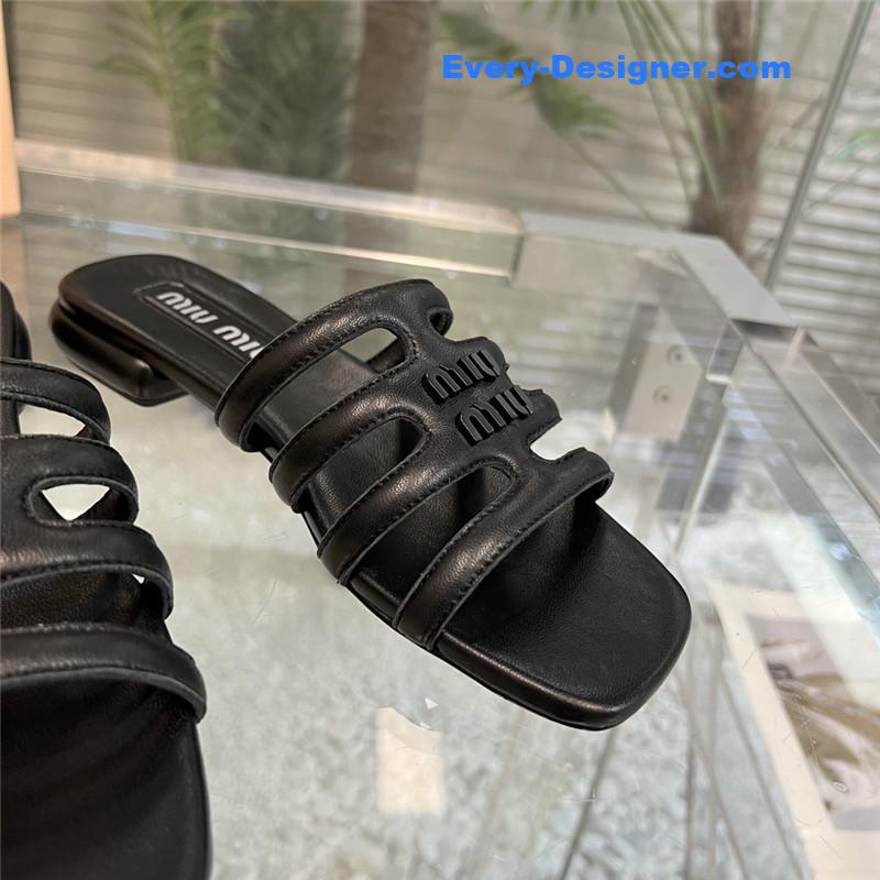 M1um1u new flat slippers