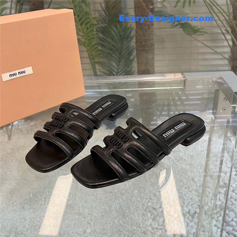 M1um1u new flat slippers