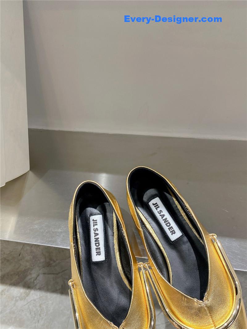 jil sander jil sander pointed toe flat retro buckle shoes