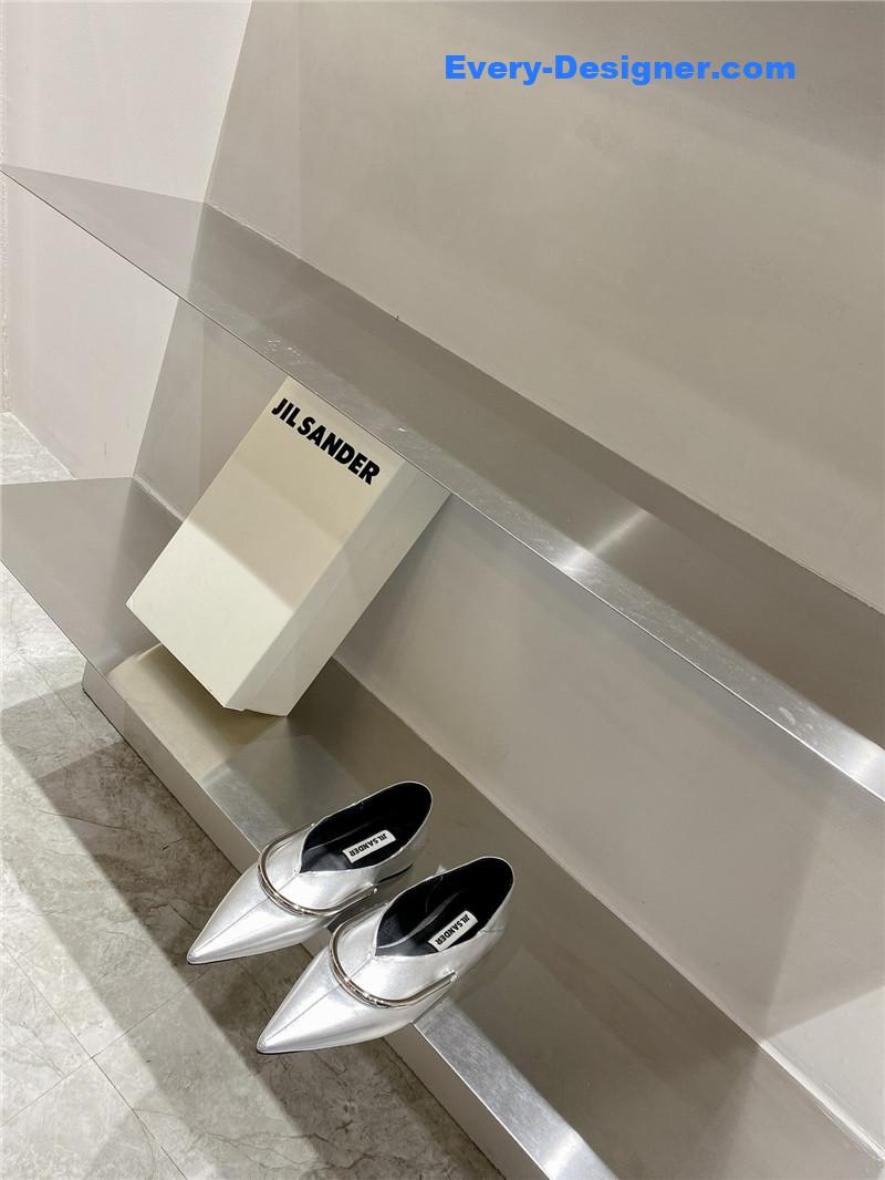 jil sander jil sander pointed toe flat retro buckle shoes