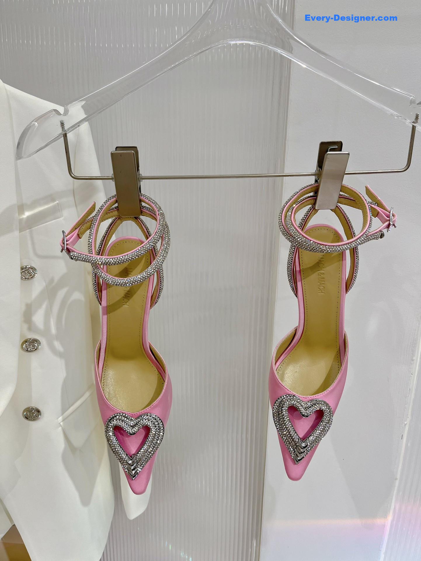 &   stunning princess shoes