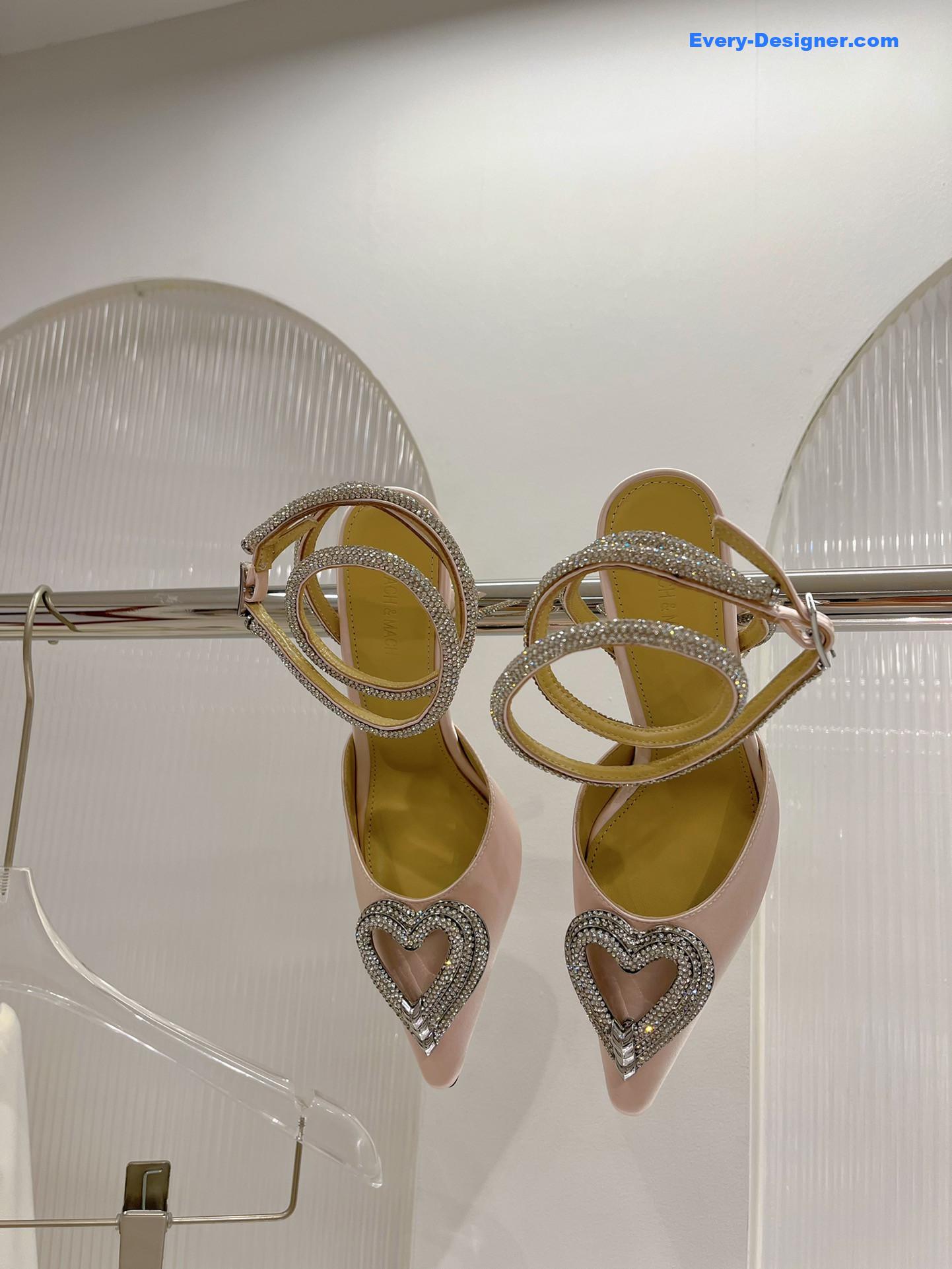 &   stunning princess shoes