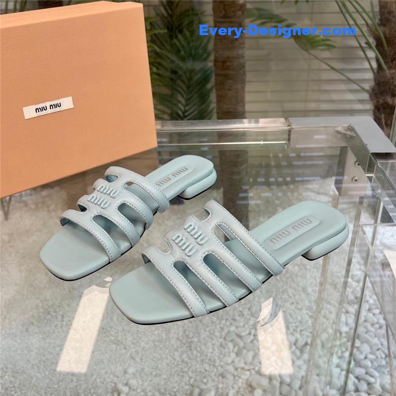 M1um1u new flat slippers