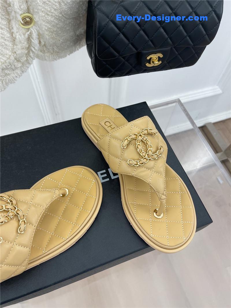 CC rhombus CC logo chain buckle flat slippers